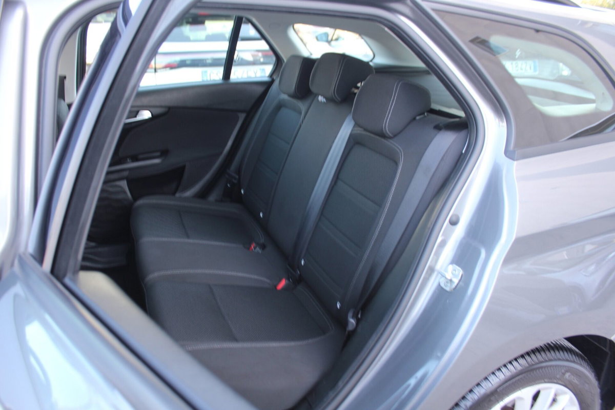 Fiat Tipo Station Wagon Tipo 1.6 Mjt S&S SW Business (11)
