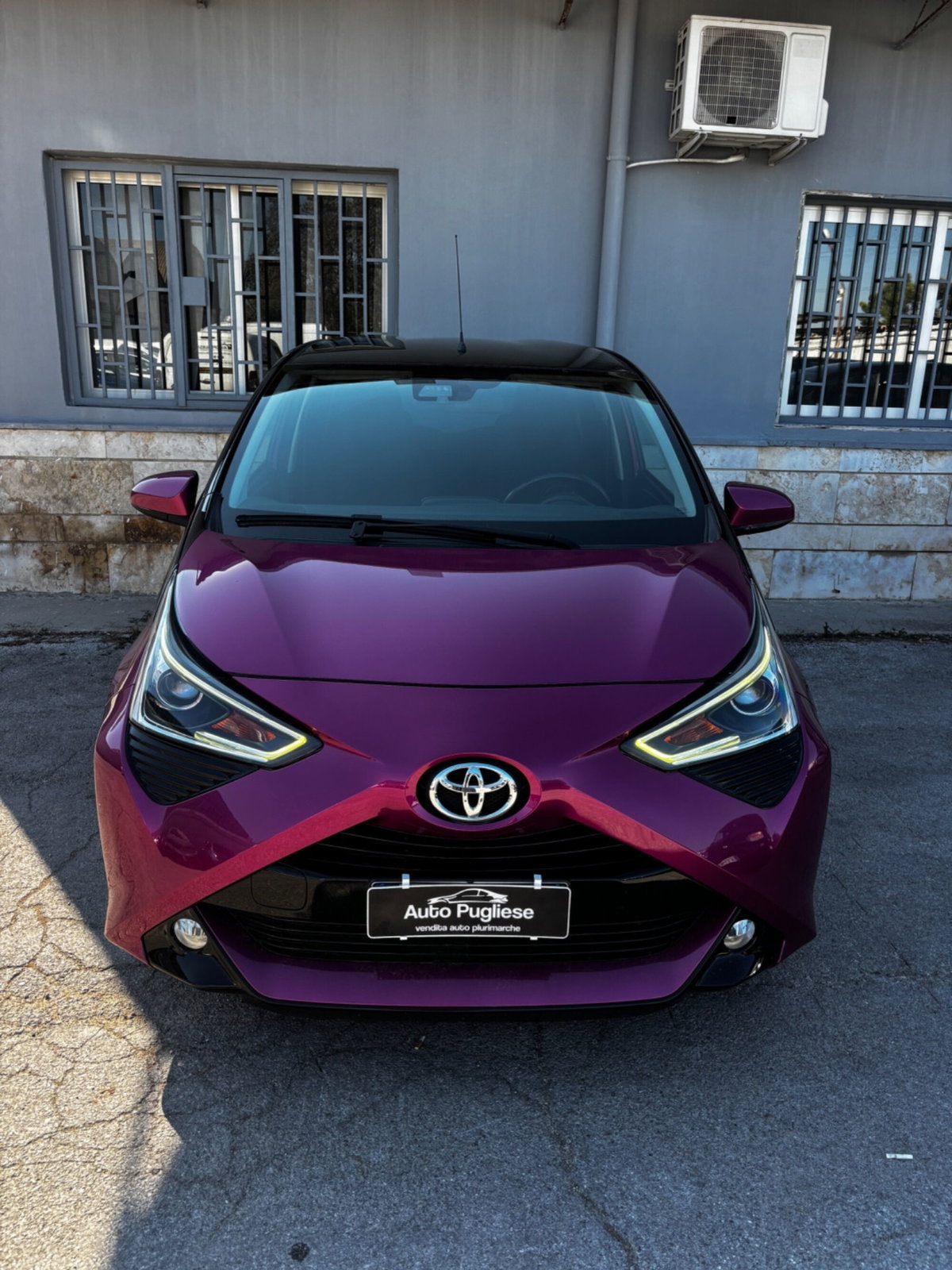 Toyota Aygo 1.0 VVT-i 72 CV 5 porte x-cite (2)