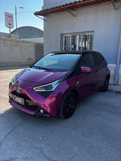 Toyota Aygo 1.0 VVT-i 72 CV 5 porte x-cite (3)