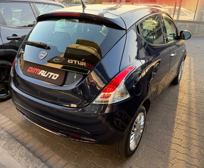 Lancia Ypsilon 1.3 MJT 16V 95 CV 5 porte S&S Gold (3)