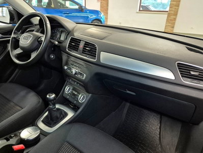 Audi Q3 2.0 TDI Advanced (11)