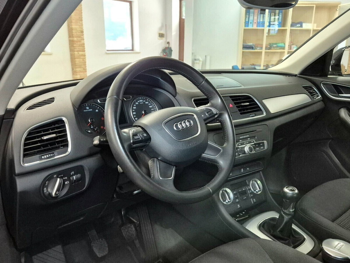 Audi Q3 2.0 TDI Advanced (5)