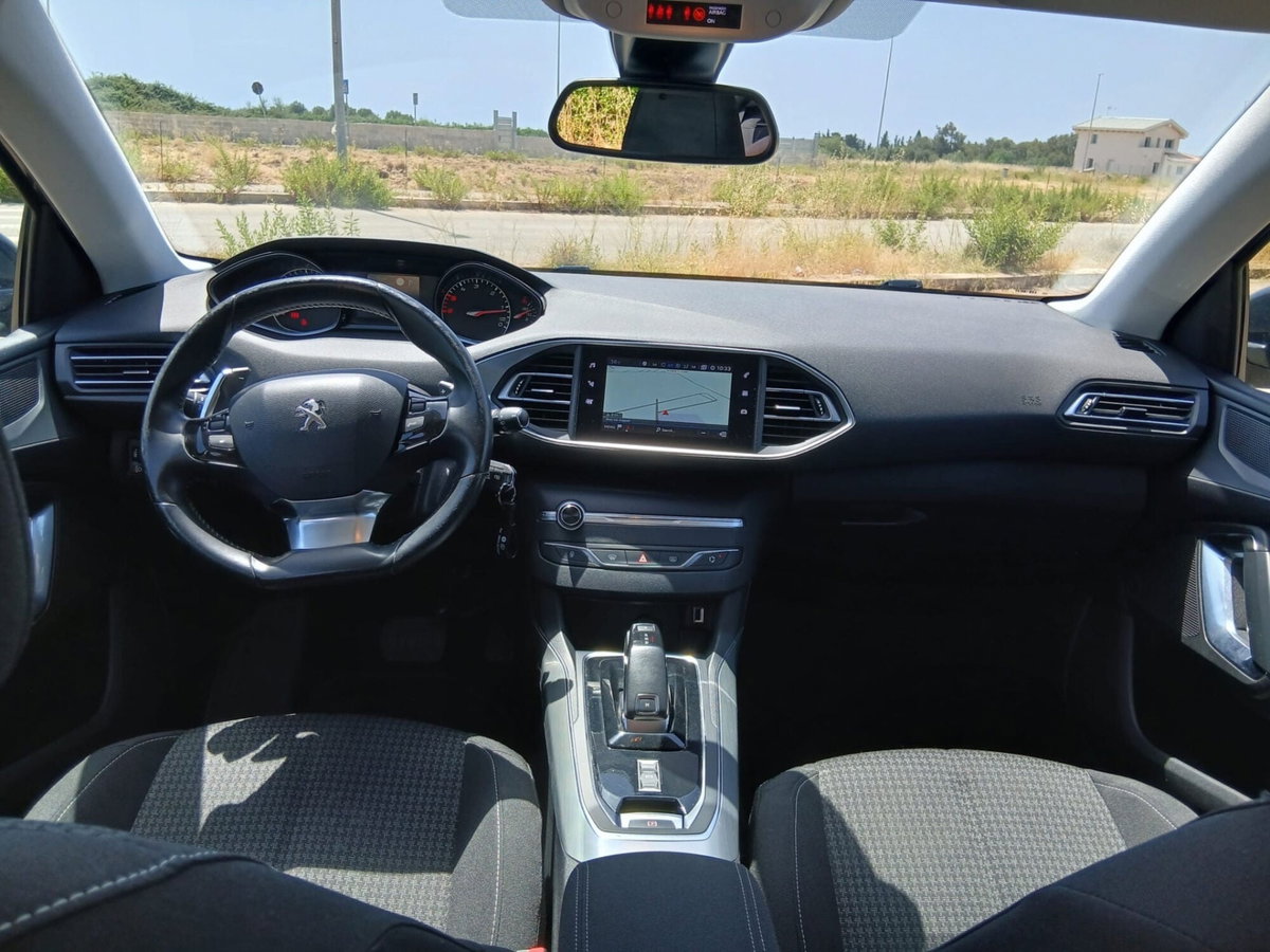 Peugeot 308 BlueHDi 130 S&S Active Business (4)
