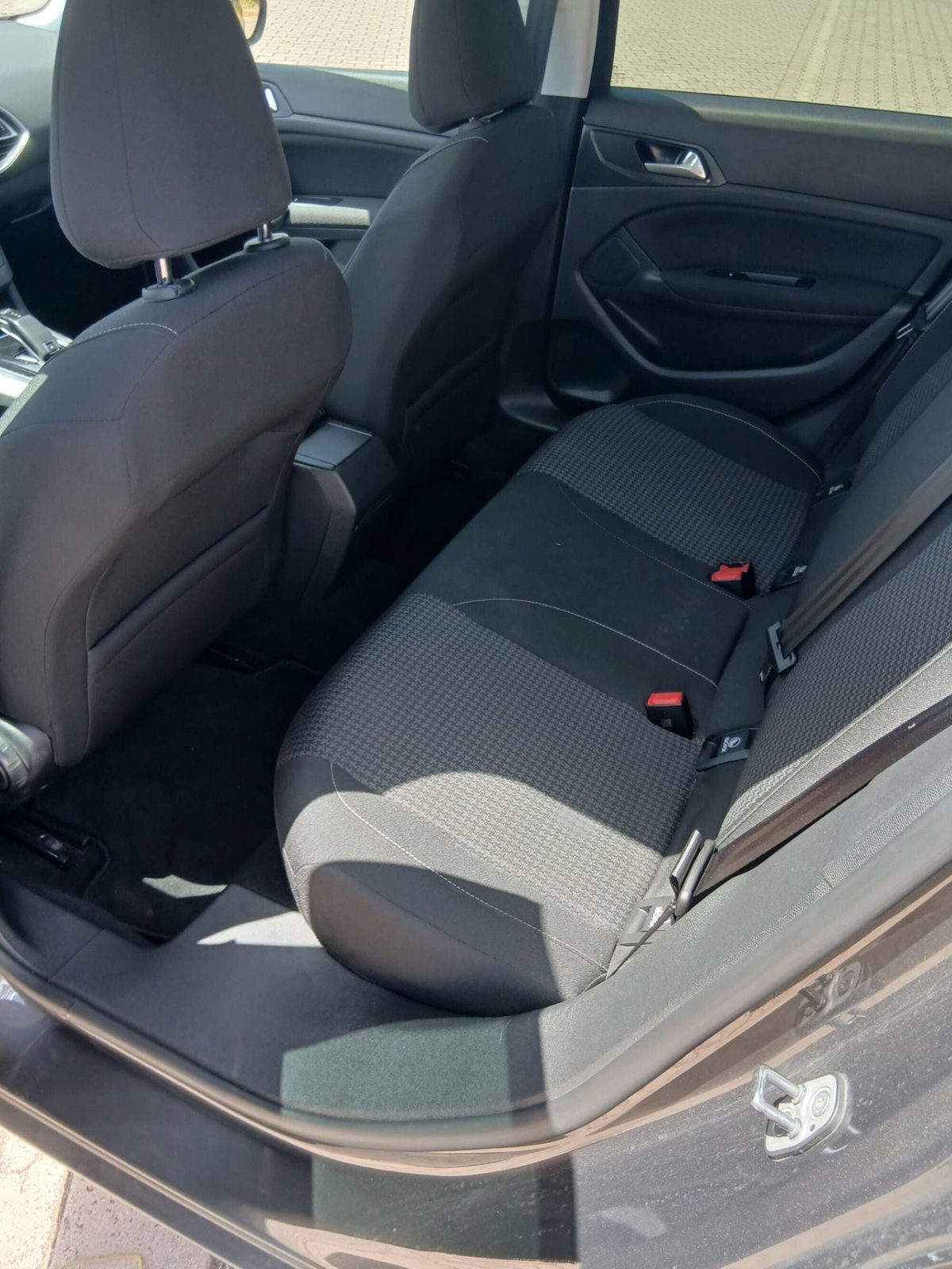 Peugeot 308 BlueHDi 130 S&S Active Business (8)