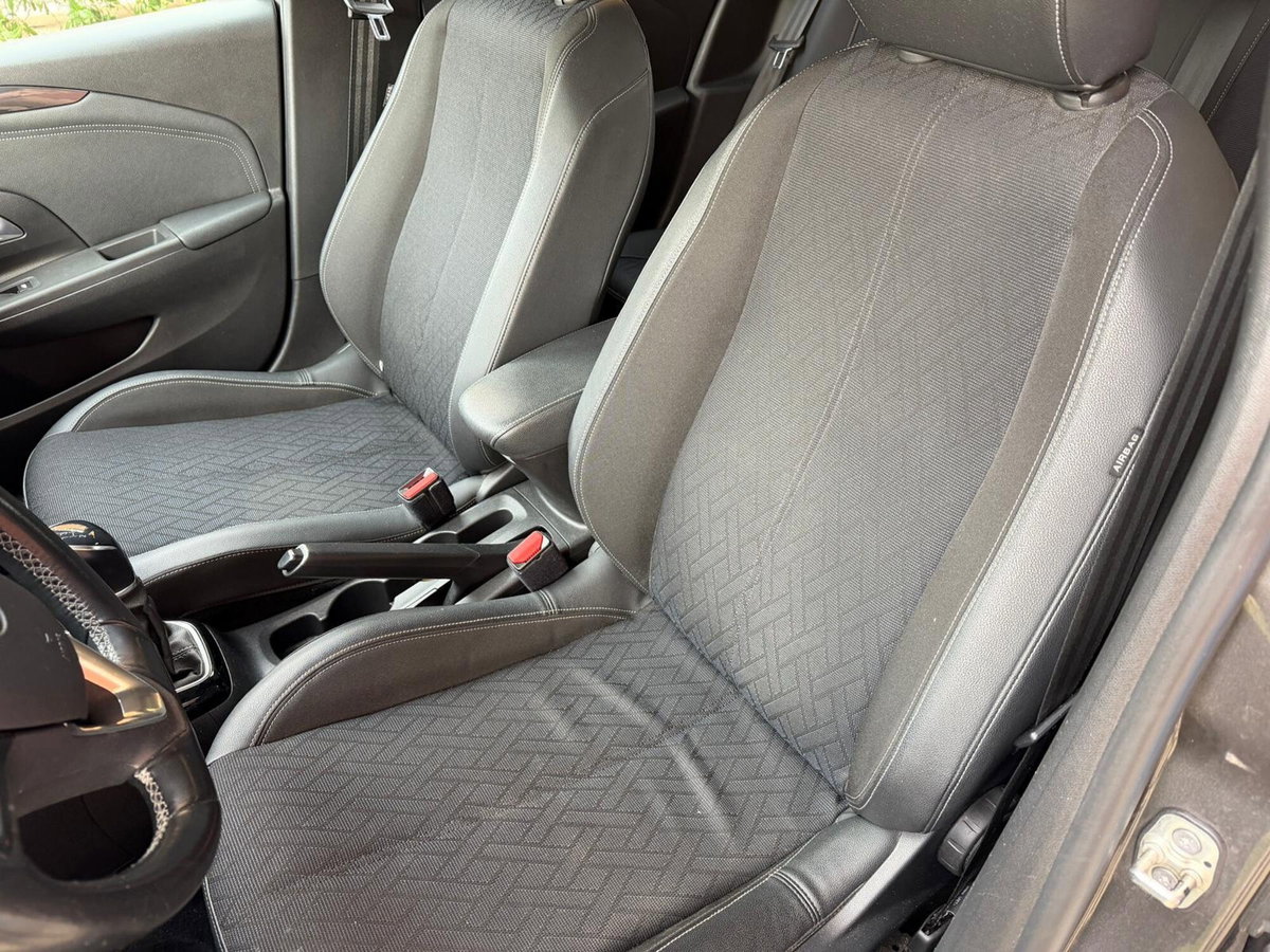 Opel Corsa 1.2 Elegance (12)