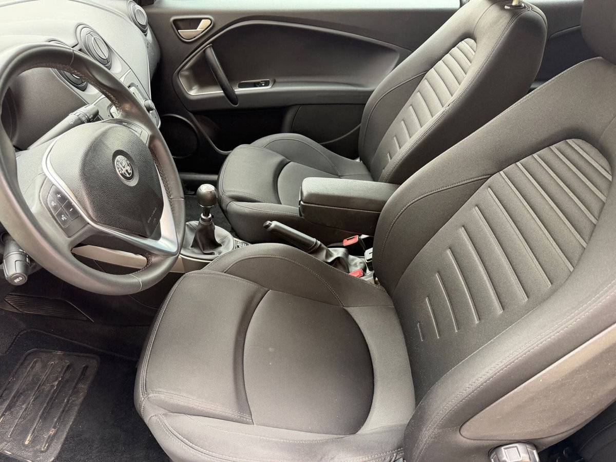 Alfa Romeo MiTo 1.4 T 120 CV GPL Urban (12)