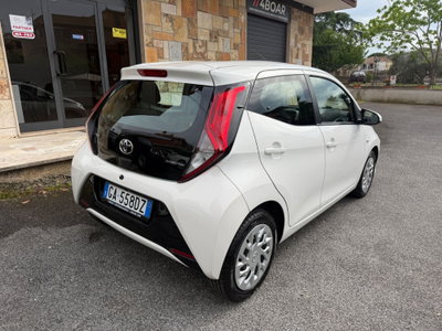 Toyota Aygo Connect 1.0 VVT-i 72 CV 5 porte x-cool (6)
