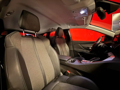 Peugeot 3008 BlueHDi 130 S&S EAT8 Allure Pack (10)
