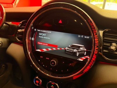 MINI Mini 1.5 Cooper Business 5 porte (9)