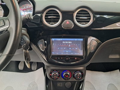 Opel Adam 1.2 70 CV VR/46 Limited Edition (14)