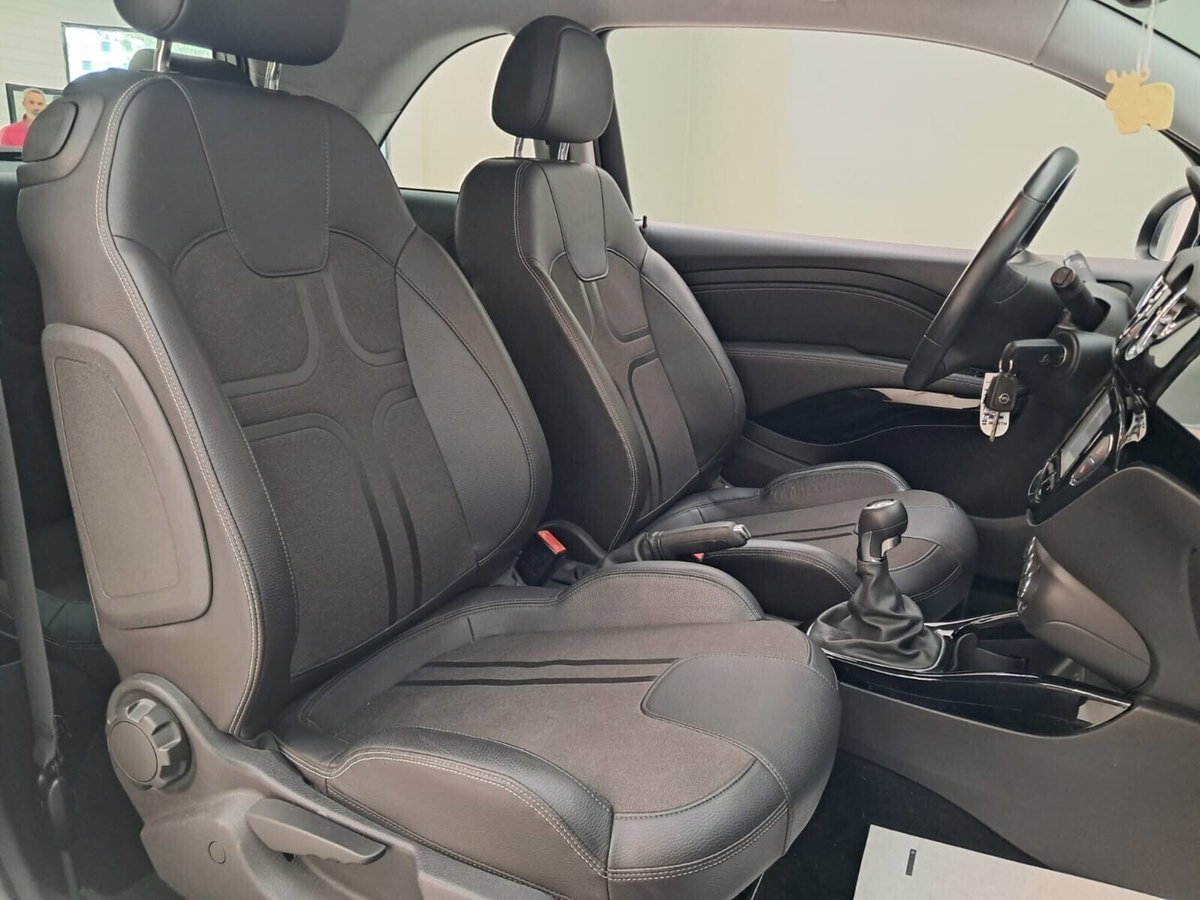 Opel Adam 1.2 70 CV VR/46 Limited Edition (16)