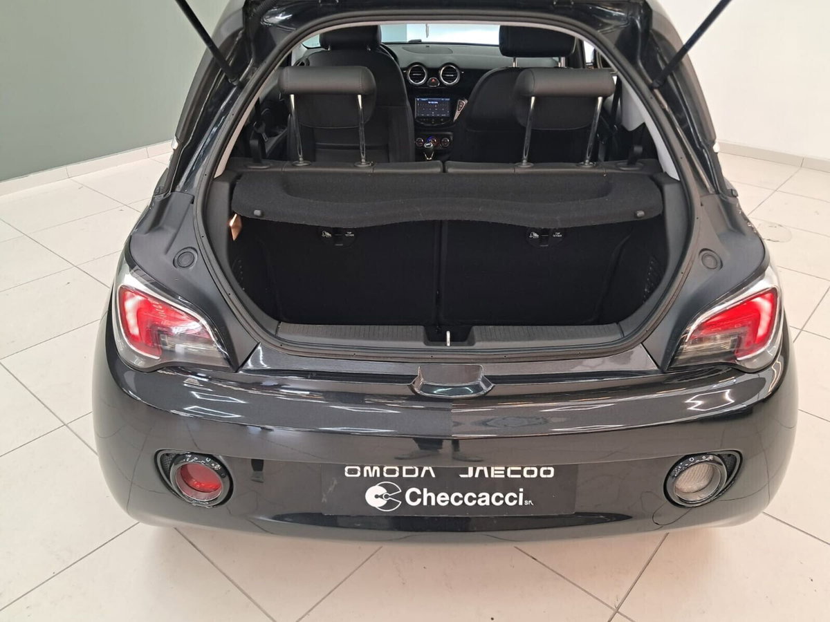 Opel Adam 1.2 70 CV VR/46 Limited Edition (6)
