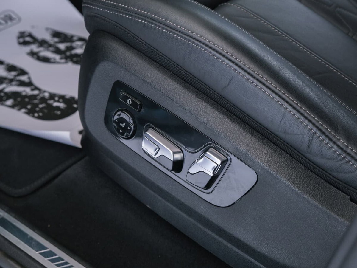 BMW X7 xDrive40d 48V (16)