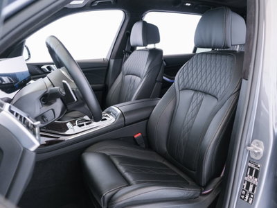 BMW X7 xDrive40d 48V (17)