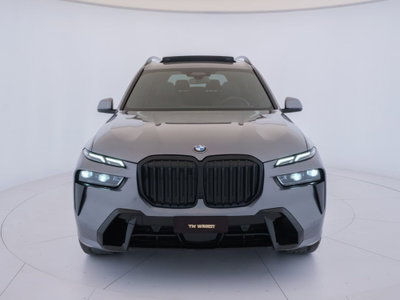 BMW X7 xDrive40d 48V (2)