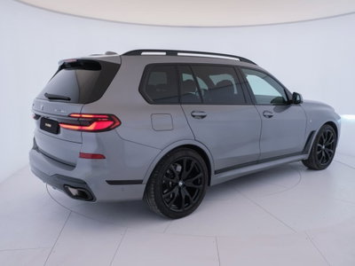 BMW X7 xDrive40d 48V (5)