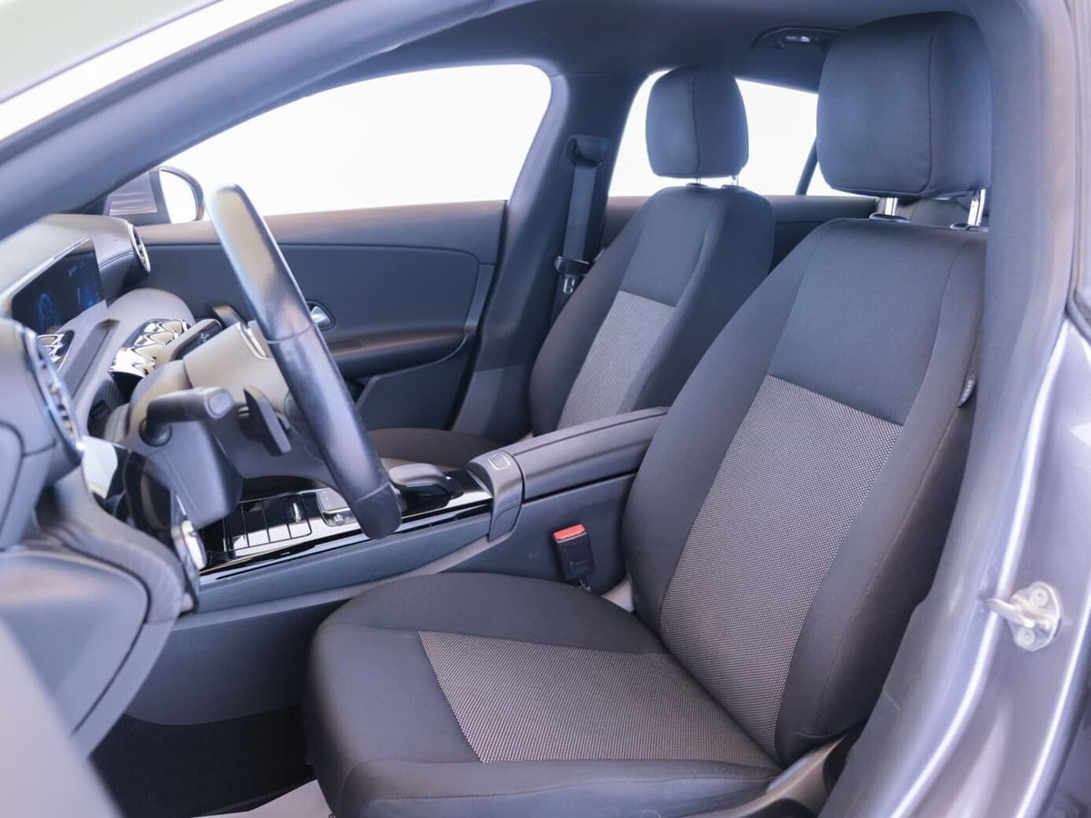 Mercedes-Benz CLA Shooting Brake 180 d Automatic Shooting Brake Business (10)