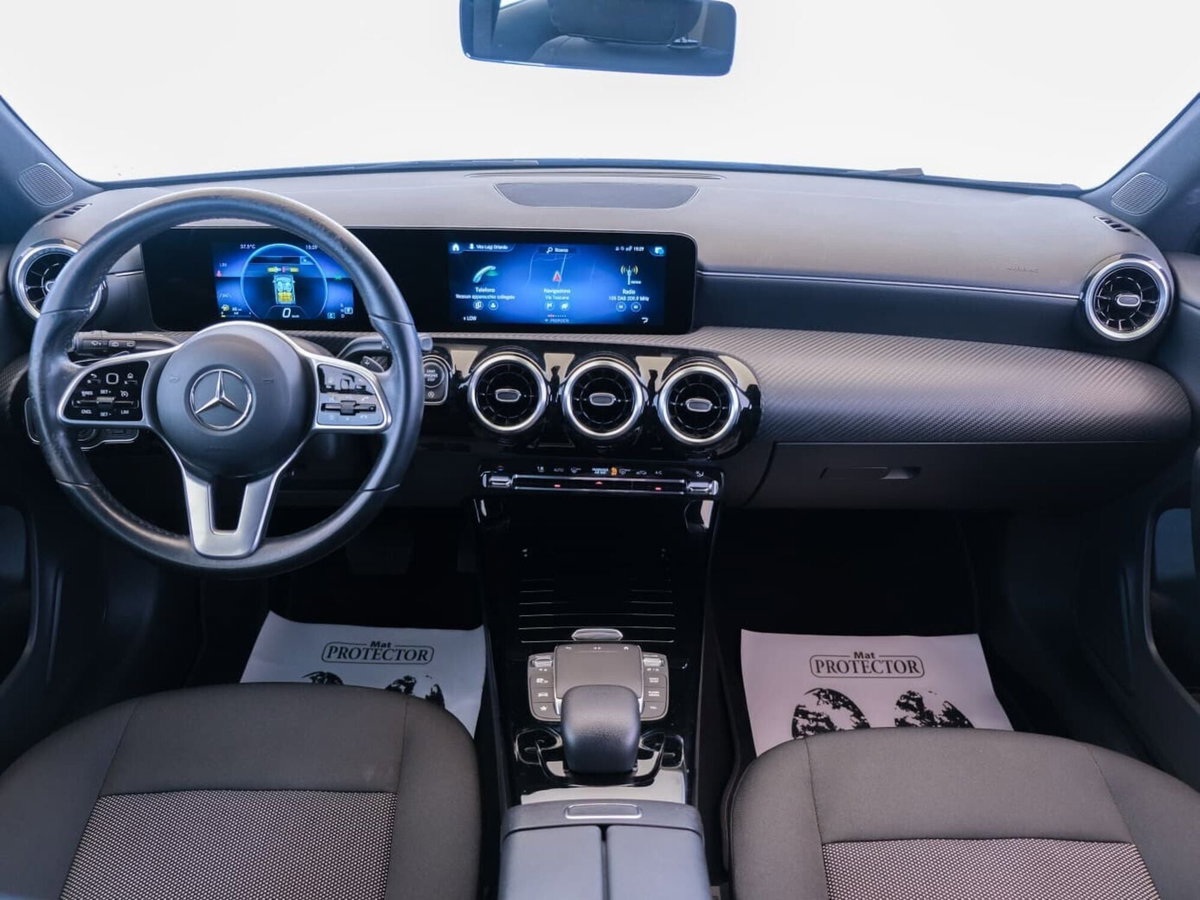 Mercedes-Benz CLA Shooting Brake 180 d Automatic Shooting Brake Business (12)