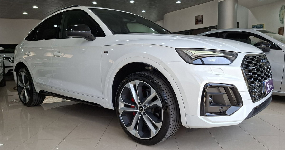 Audi Q5 Sportback 40 2.0 tdi mhev 12V S line Plus quattro s-tronic (5)