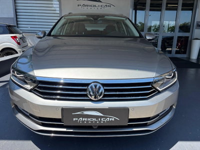 Volkswagen Passat Variant 2.0 TDI DSG Executive BlueMotion Tech. usata