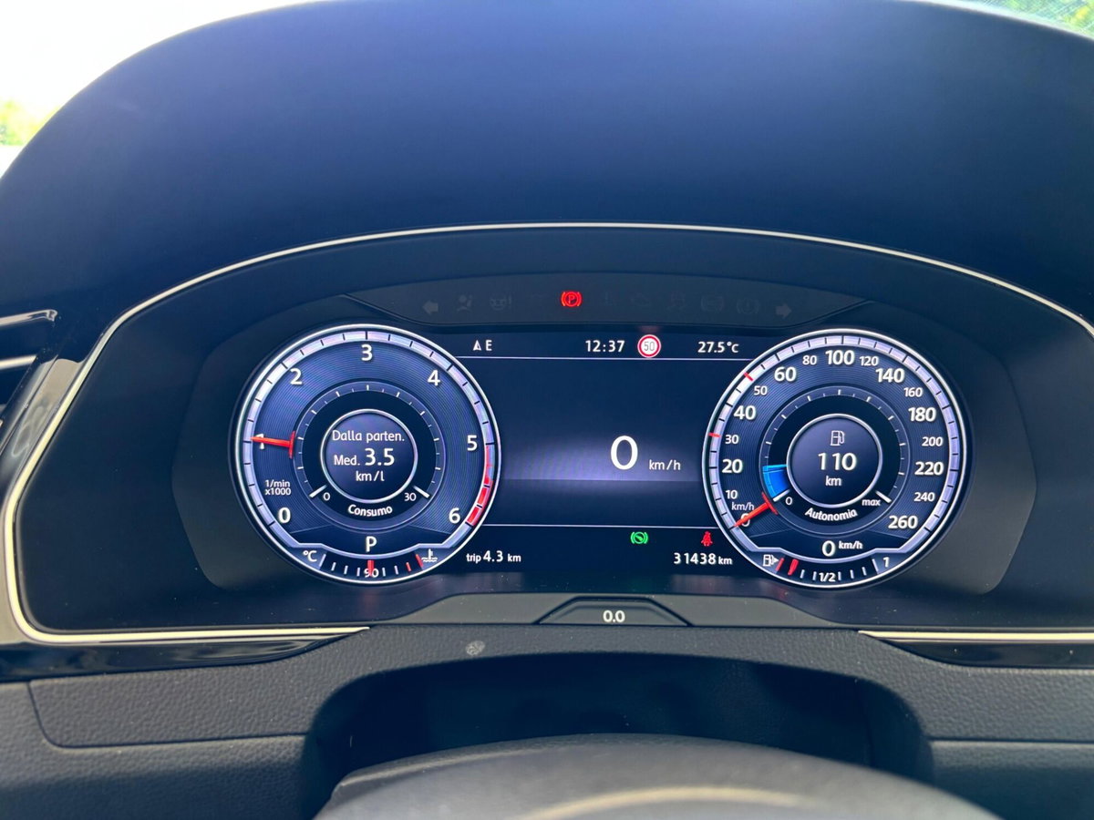 Volkswagen Passat Variant 2.0 TDI DSG Executive BlueMotion Tech. (12)