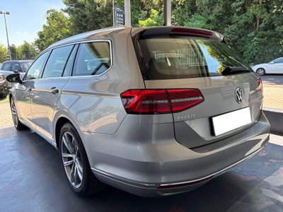 Volkswagen Passat Variant 2.0 TDI DSG Executive BlueMotion Tech. (5)