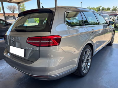 Volkswagen Passat Variant 2.0 TDI DSG Executive BlueMotion Tech. (7)