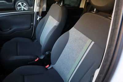 Fiat Panda 1.0 FireFly S&S Hybrid City Cross (10)