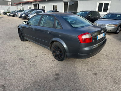 Audi A4 2.5 V6 TDI (5)