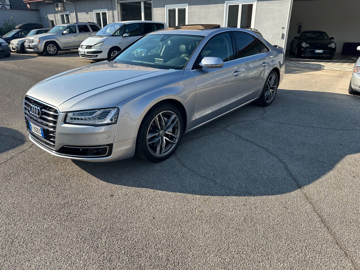 Audi A8 3.0 TDI 262 CV quattro tiptronic (2)
