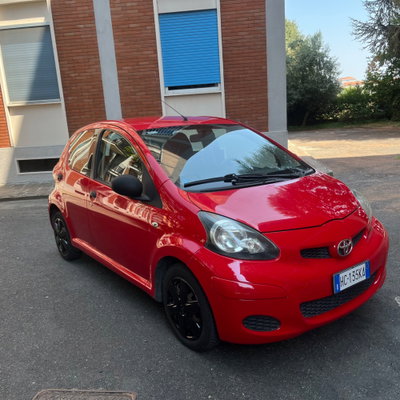 Toyota Aygo 1.0 12V VVT-i 5 porte (3)