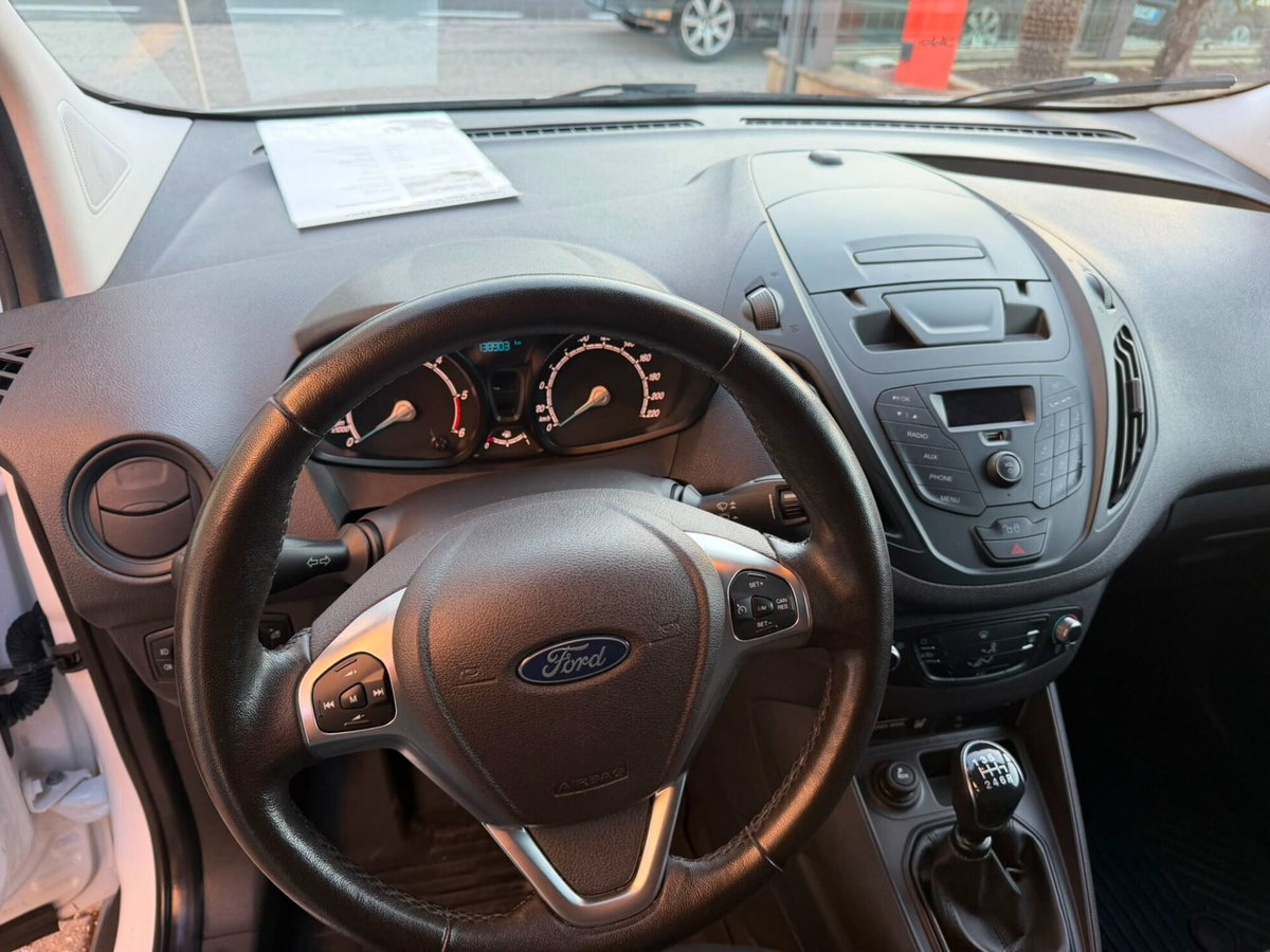 Ford Transit Courier 1.5 TDCi 100CV  Trend (13)