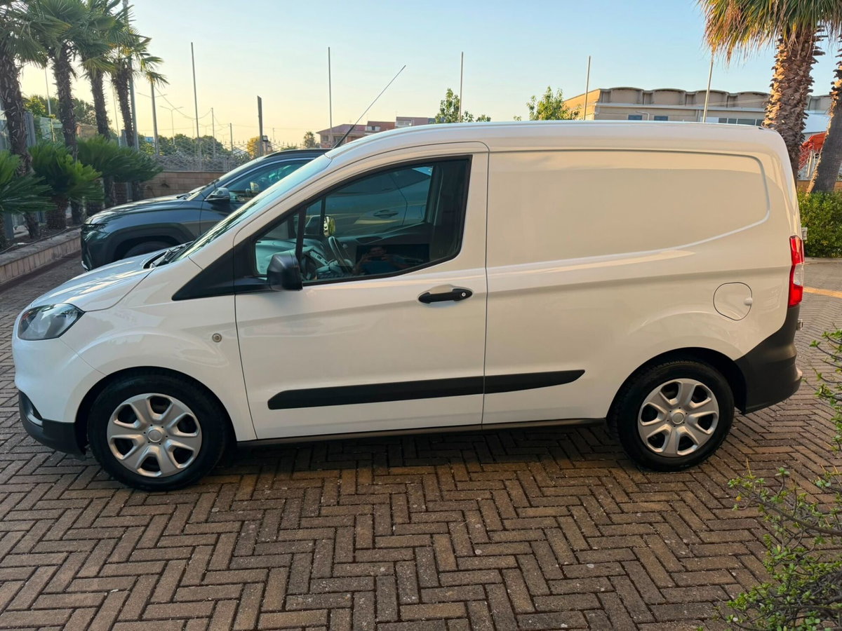 Ford Transit Courier 1.5 TDCi 100CV  Trend (3)