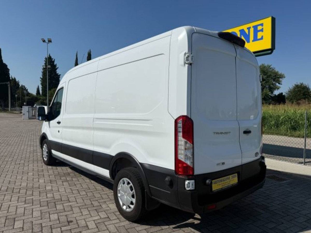 Ford Transit Furgone 350 2.0TDCi EcoBlue MHEV 130CV PL-TM Furgone Titan. (6)