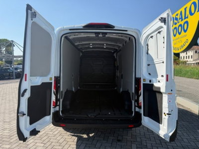 Ford Transit Furgone 350 2.0TDCi EcoBlue MHEV 130CV PL-TM Furgone Titan. (8)
