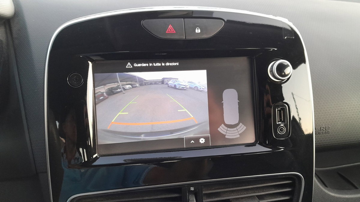 Renault Clio dCi 8V 75 CV Start&Stop 5 porte Energy Duel (3)