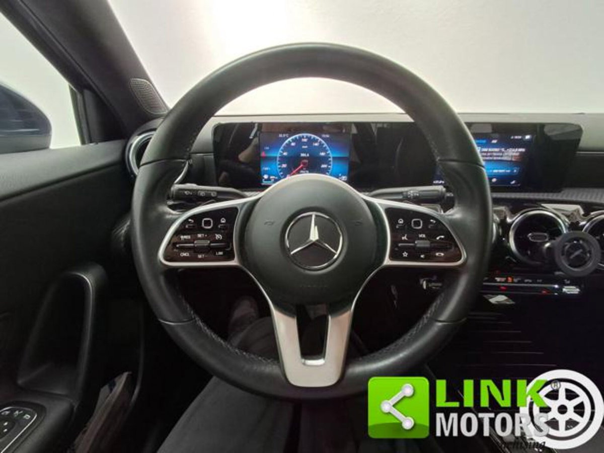 Mercedes-Benz Classe A Sedan 180 d Automatic 4p. Business (6)