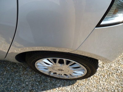 Lancia Ypsilon 1.2 69 CV 5 porte Gold (16)