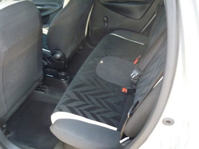 Lancia Ypsilon 1.2 69 CV 5 porte Gold (7)
