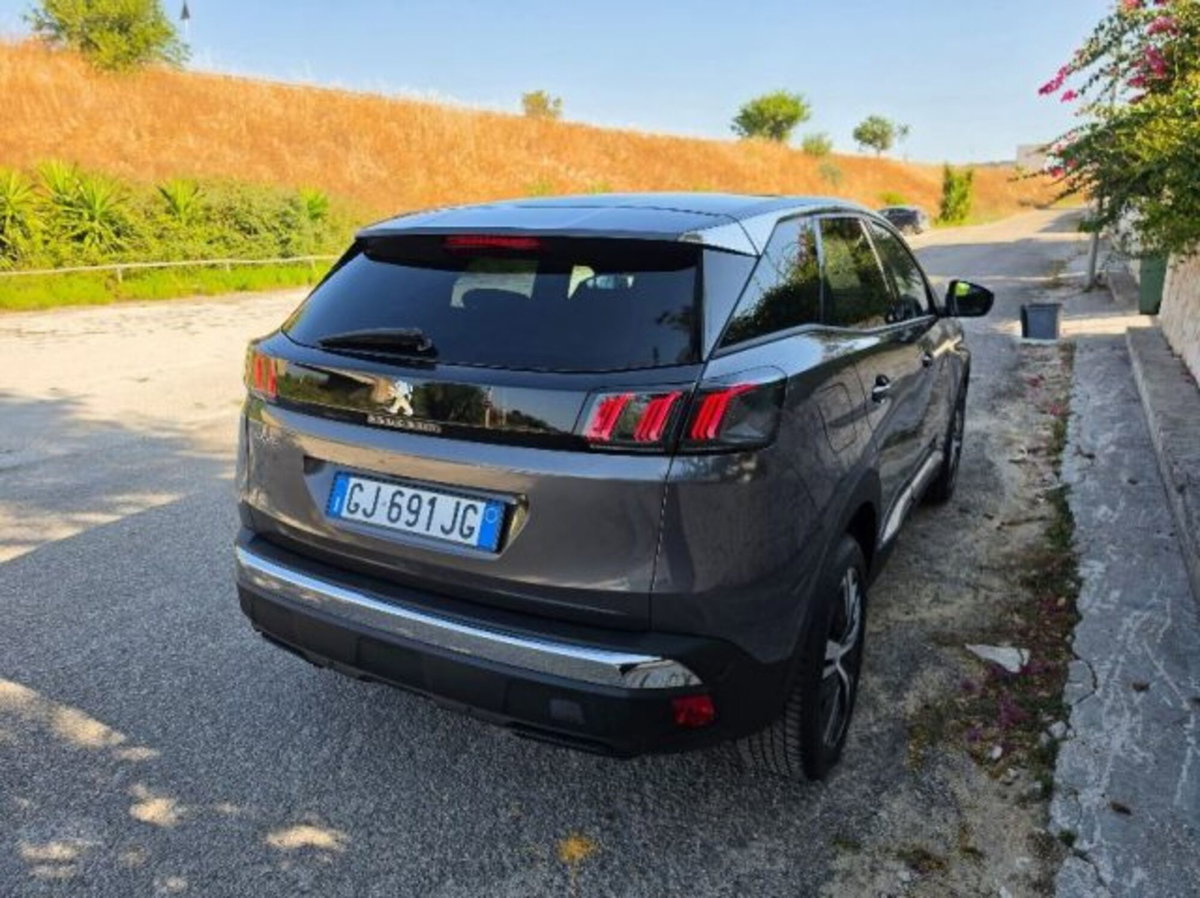 Peugeot 3008 BlueHDi 130 S&S EAT8 Allure Pack (5)