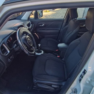 Jeep Renegade 1.6 Mjt 130 CV Limited (7)