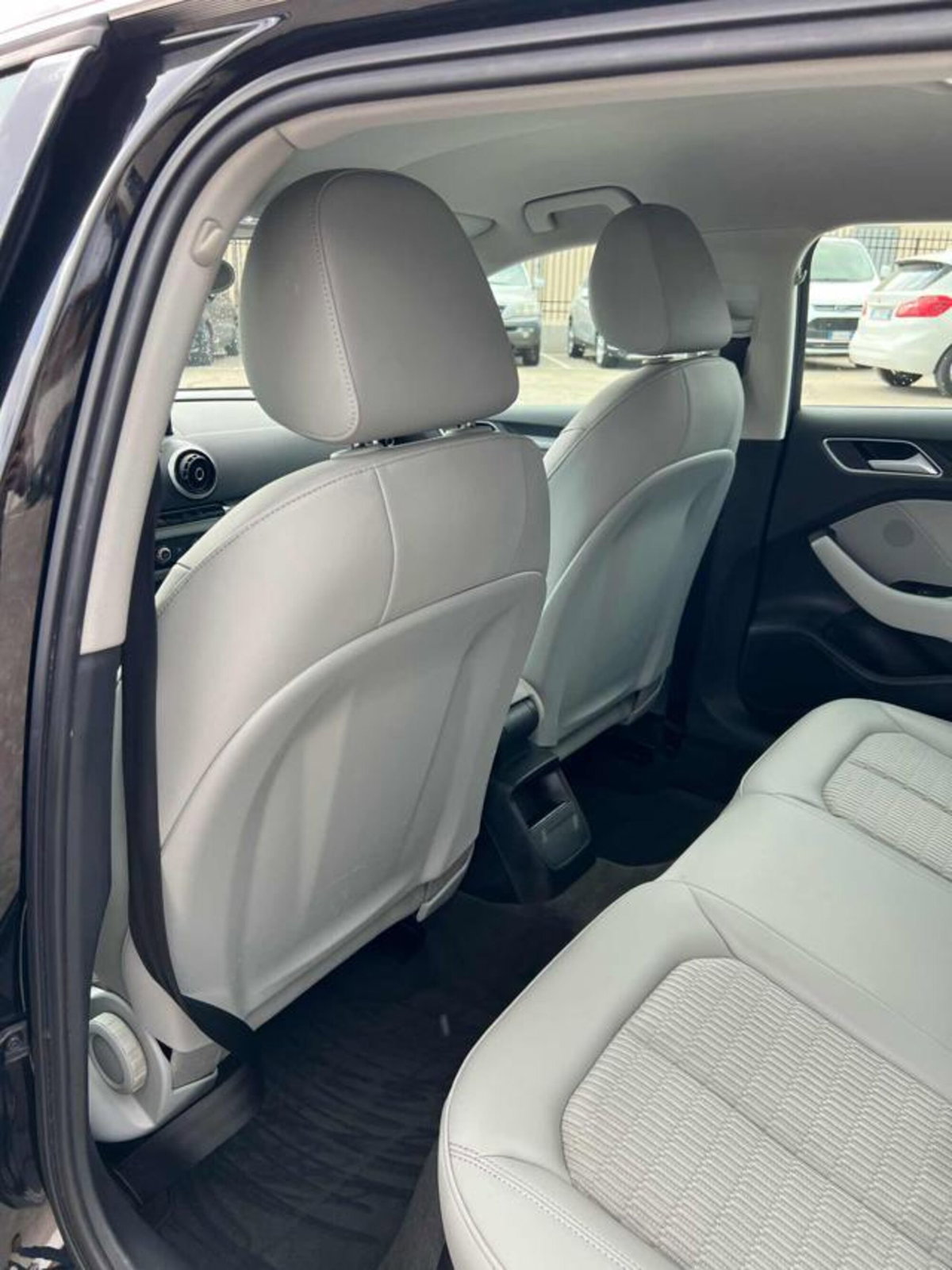 Audi A3 Sportback 2.0 TDI 150 CV clean diesel Attraction (9)