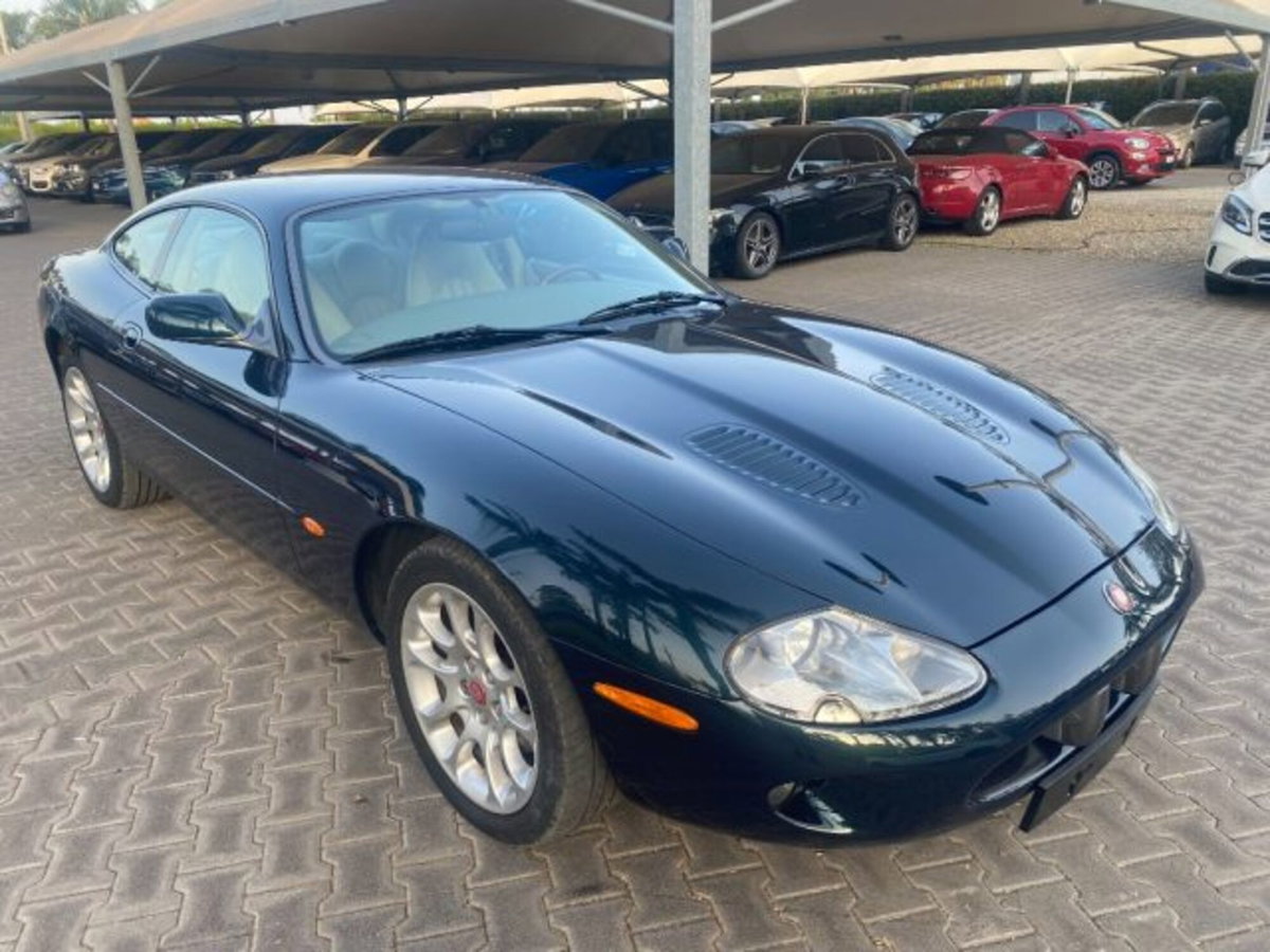 Jaguar XKR 4.0 Coupé (2)