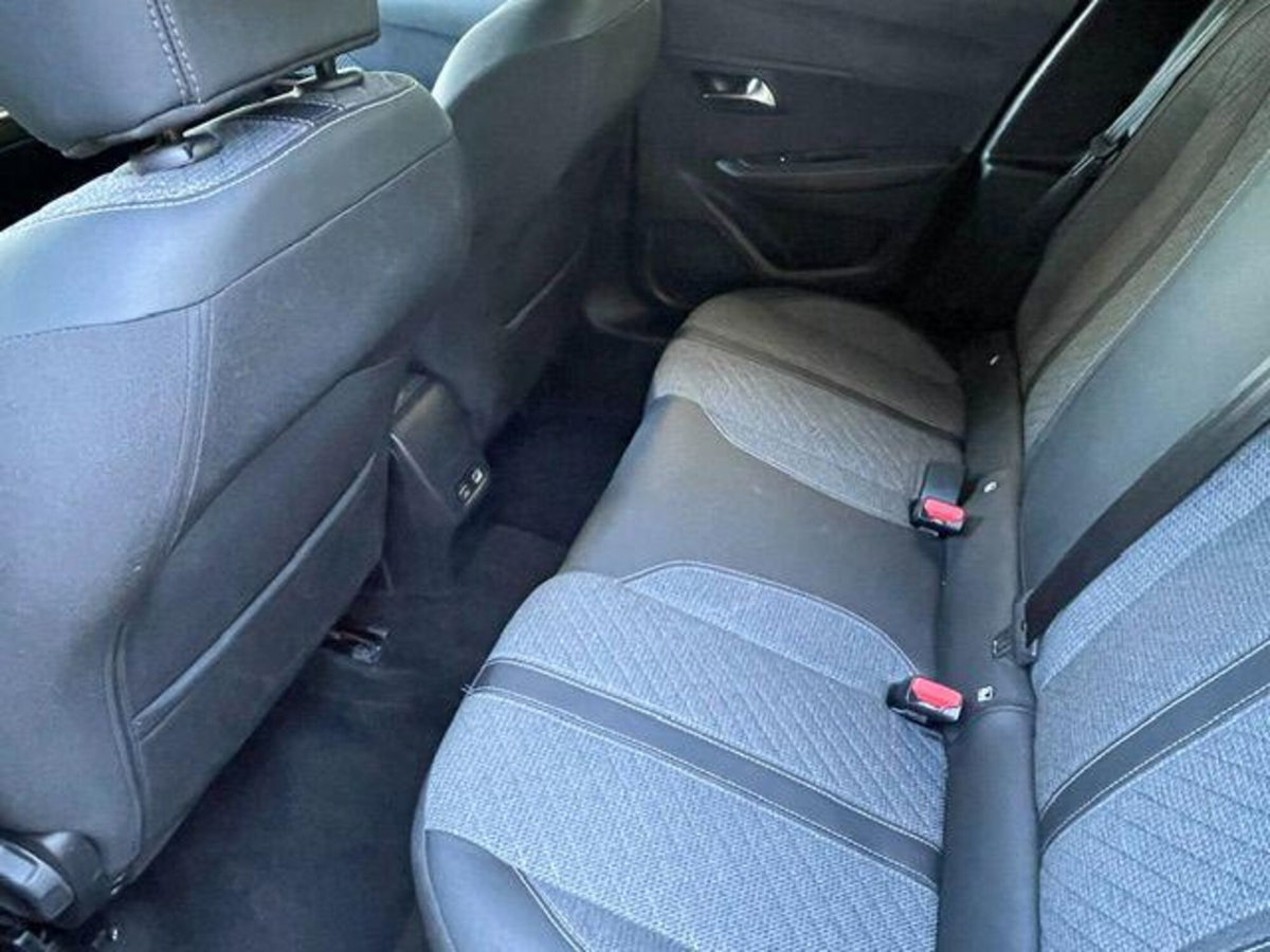 Peugeot 208 PureTech 100 Stop&Start 5 porte Allure (5)