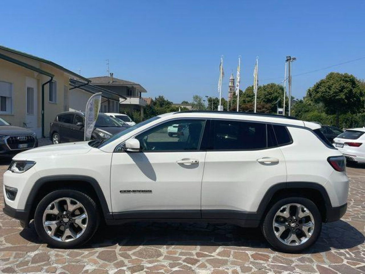 Jeep Compass 2.0 Multijet II 4WD Limited (6)