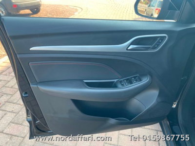 Mg ZS ZS 1.5 Luxury (11)