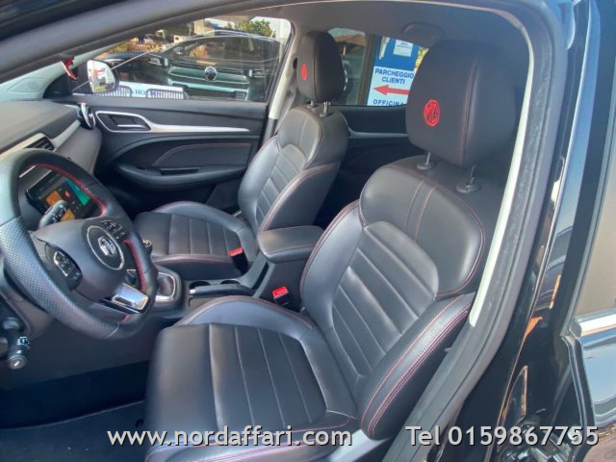 Mg ZS ZS 1.5 Luxury (12)