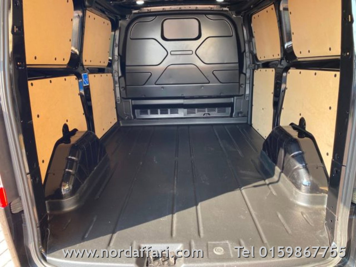 Ford Transit Custom Furgone 320 2.0 EcoBlue 170 PC Furgone Sport (10)
