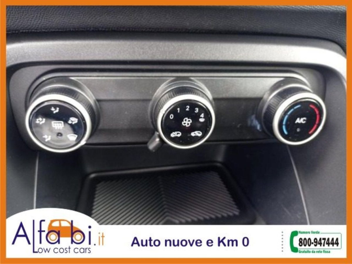 Citroen C3 1.2 puretech turbo You 100cv s&s (13)