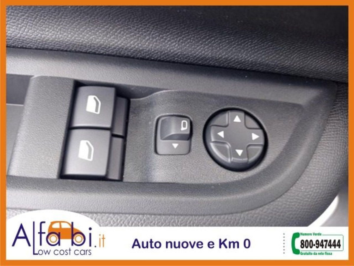 Citroen C3 1.2 puretech turbo You 100cv s&s (18)